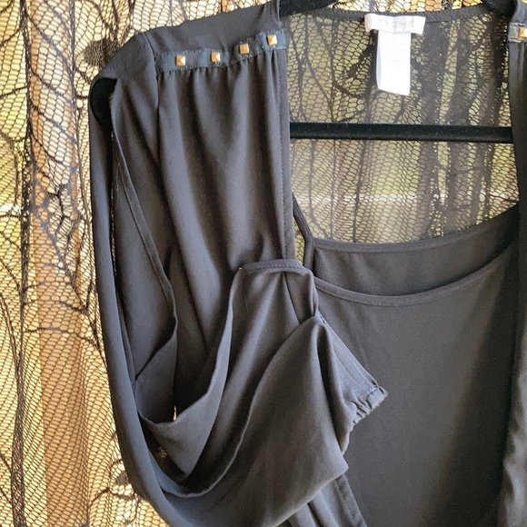 Top - Picture 3 of 4